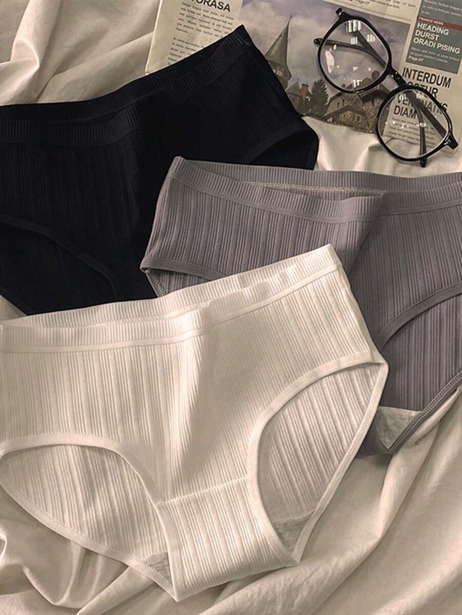 SHEIN طقم 3 سراويل داخلية نسائية مثلثة