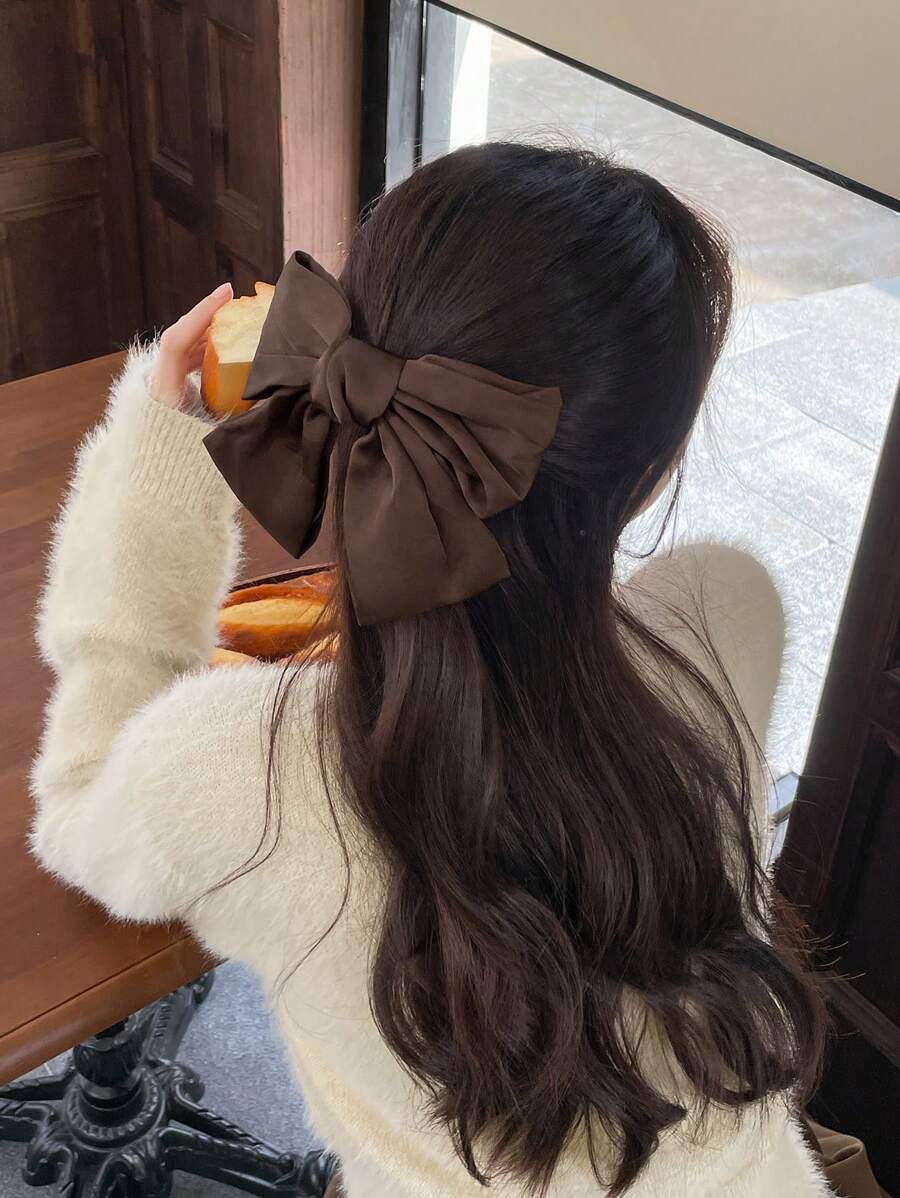 SHEIN DAZY مشبك شعر بتصميم فراشة بلون قهوة بني