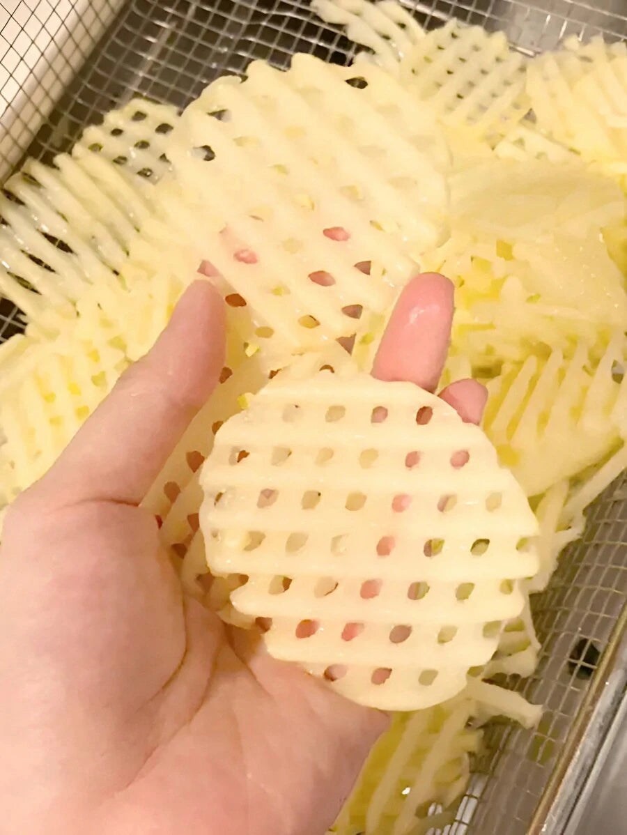 SHEIN مقشرة بطاطس بشكل شبكة وقطاعة خضار بالموجة