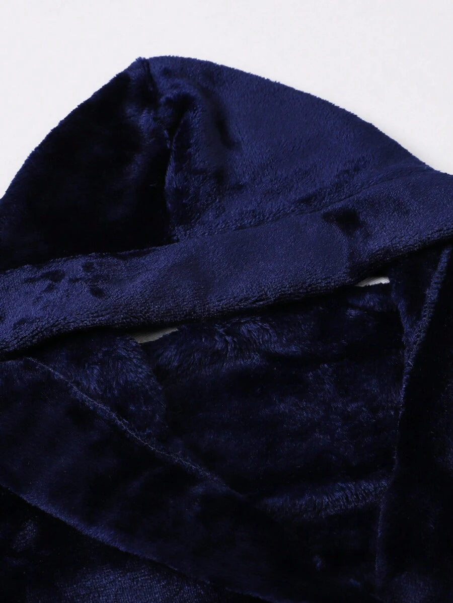 SHEIN رداء استحمام أولادي أزرق داكن بأكمام طويلة وحزام خصر