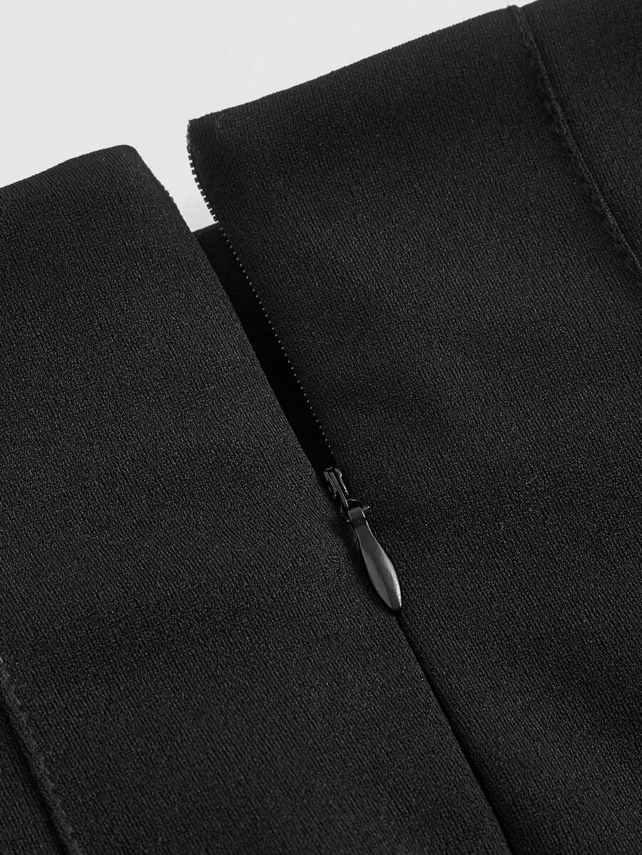 SHEIN MOD تنورة سوداء ذات تفريعات للنساء