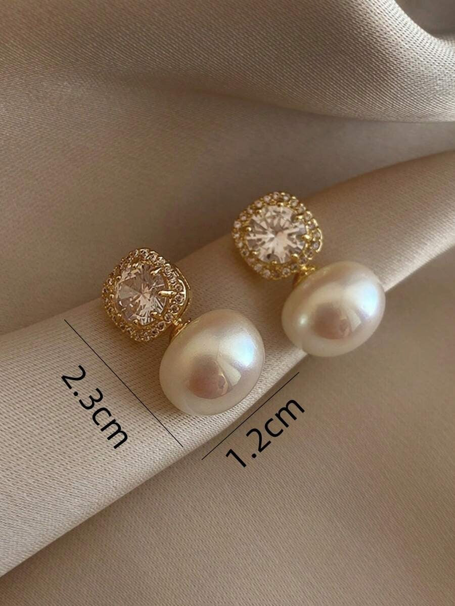 SHEIN زوج من أقراط الراينستون واللؤلؤ الاصطناعي