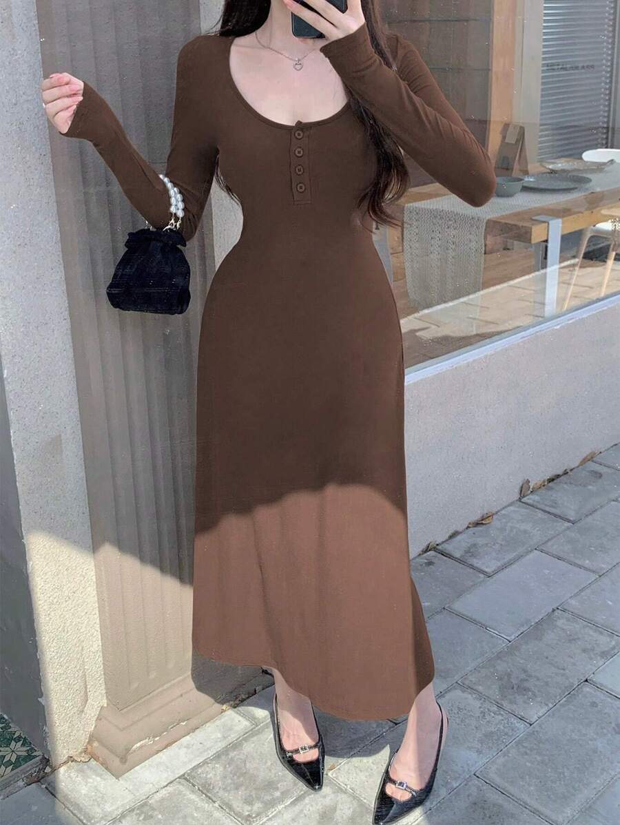 SHEIN DAZY فستان بني بأزرار أمامية وأكمام طويلة
