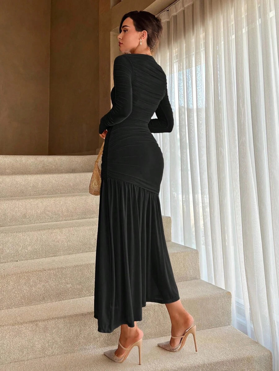 SHEIN Aloruh فستان اسود مطوي