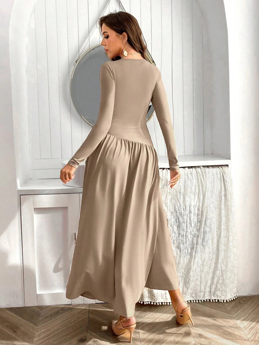 SHEIN Firerie فستان بيج بأكمام طويلة وحاشية واسعة