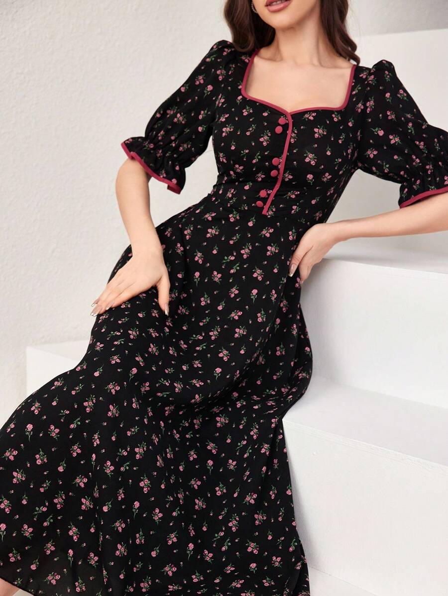 SHEIN Mulvari فستان طويل بطباعة أزهار بياقة قلب