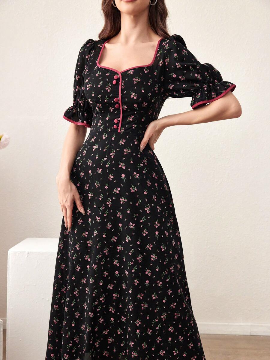 SHEIN Mulvari فستان طويل بطباعة أزهار بياقة قلب
