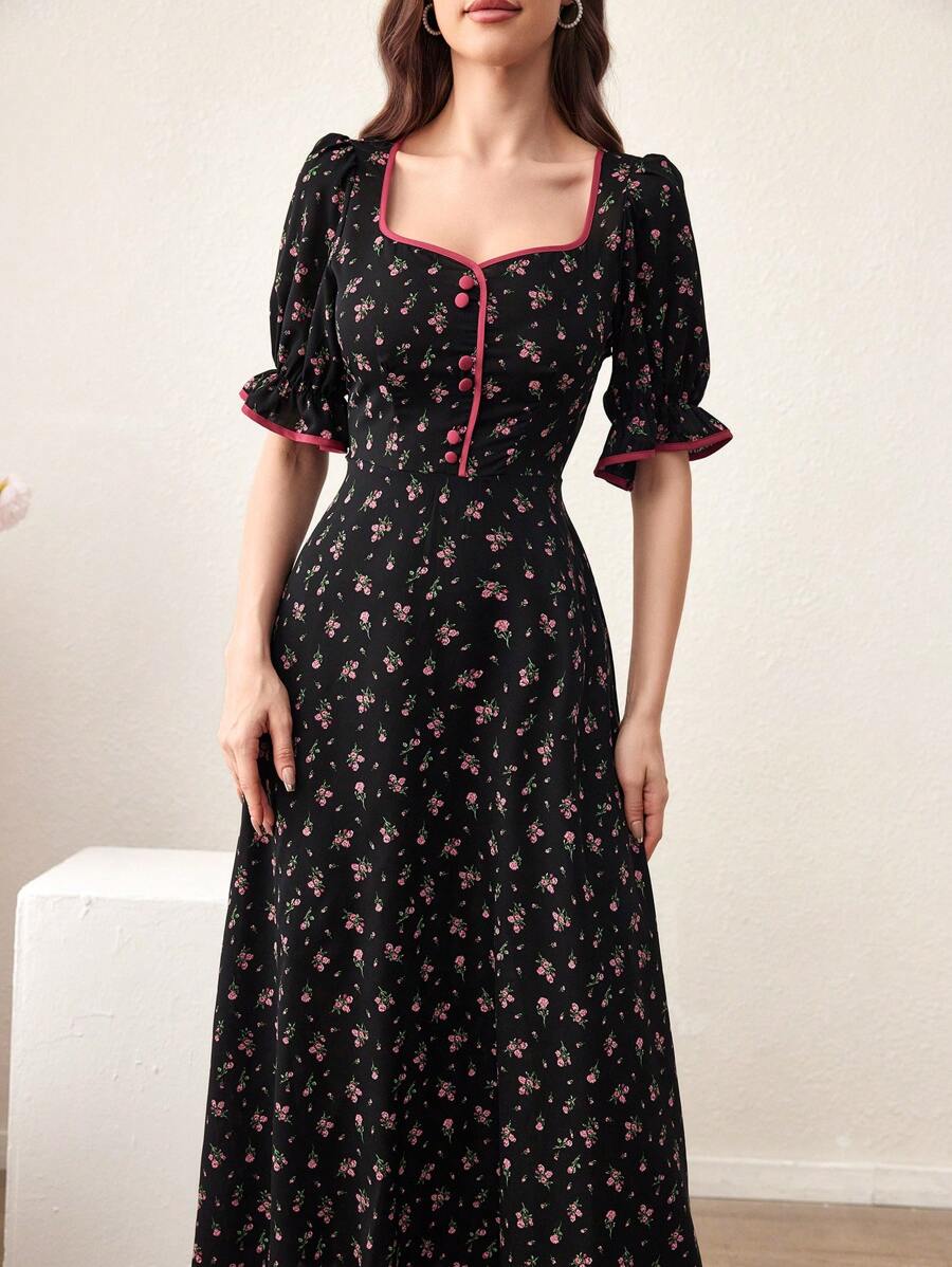 SHEIN Mulvari فستان طويل بطباعة أزهار بياقة قلب