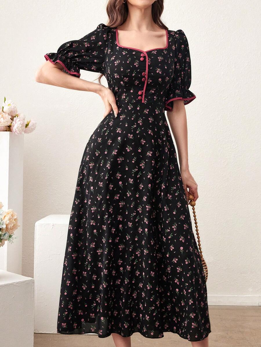 SHEIN Mulvari فستان طويل بطباعة أزهار بياقة قلب