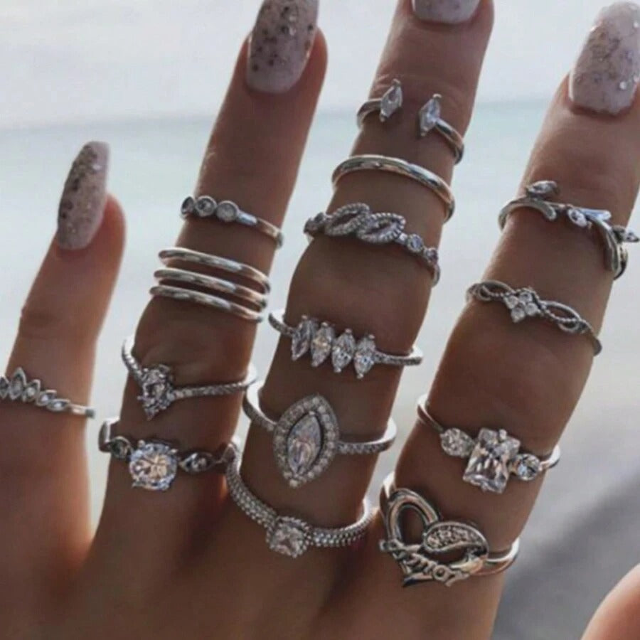 SHEIN مجموعة خواتم فضية بوهيمية