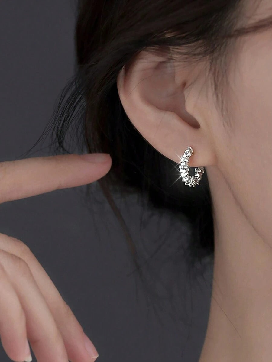 SHEIN زوج من أقراط الحلقة بتصميم أنيق