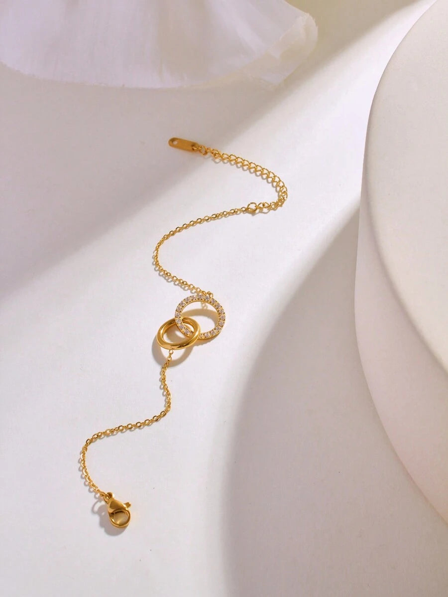 SHEIN سوار مطلي ذهب 18 قيراط متعدد الطبقات مزين بخرز كريستال