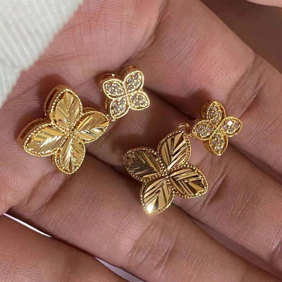 SHEIN زوج أقراط مزهرة بطراز فرنسي بسيط