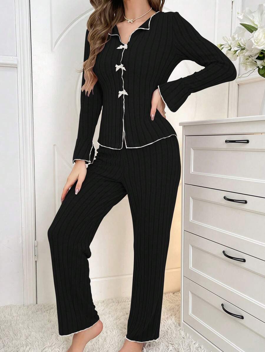 SHEIN بيجامة كاجوال مزينة بفيونكة دافئة وأنيقة