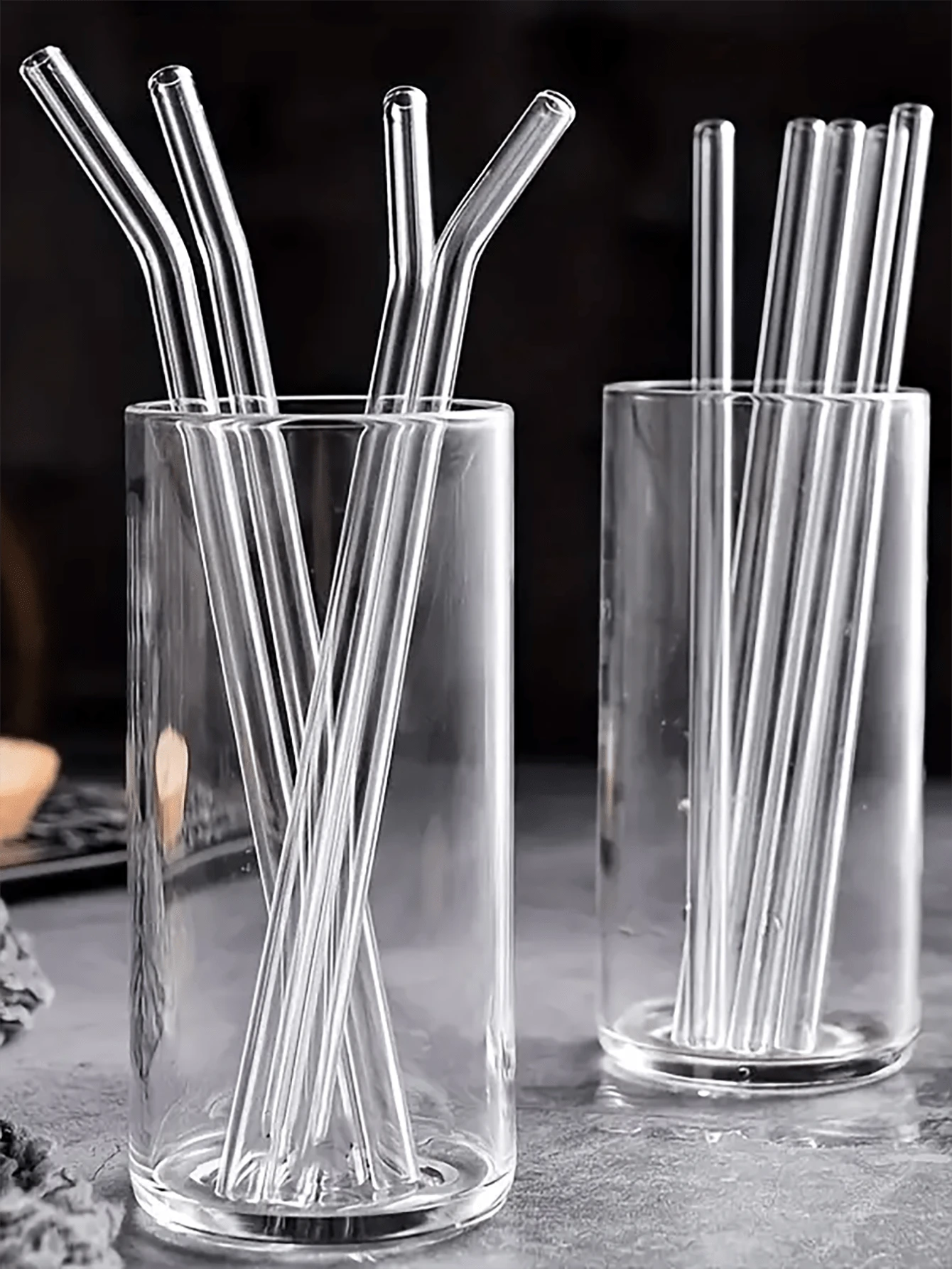 SHEIN مجموعة 4 قصبات زجاجية مع فرشاة