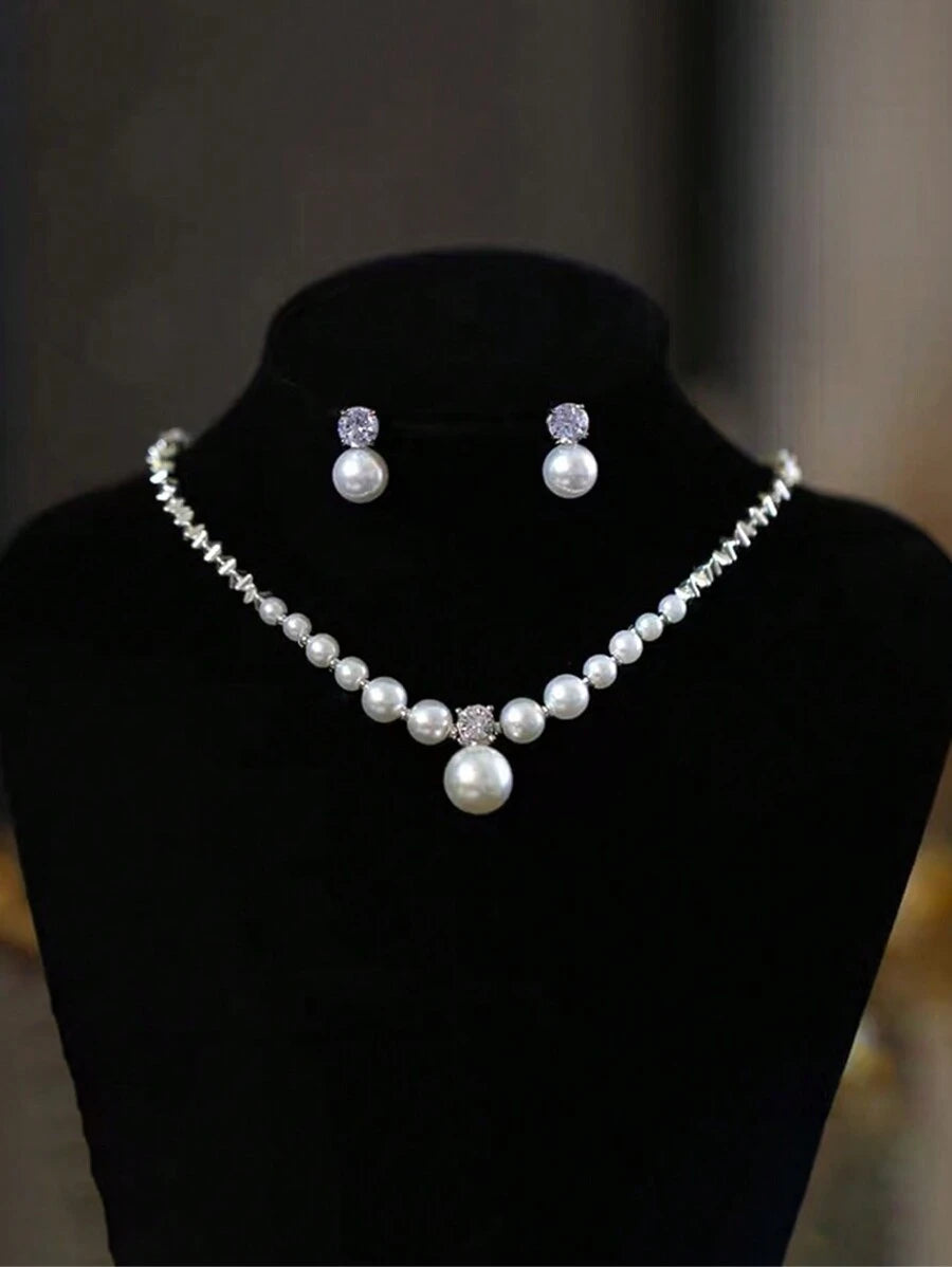 SHEIN طقم مجوهرات زمردي 3 قطع عقد وأقراط