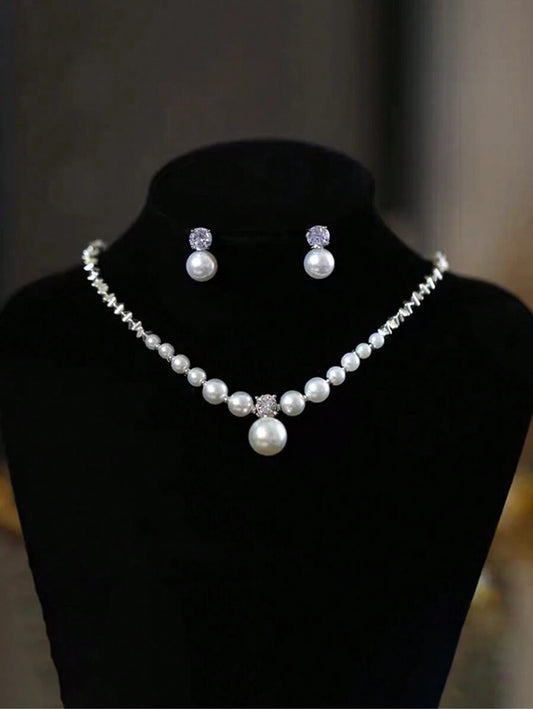 SHEIN طقم مجوهرات زمردي 3 قطع عقد وأقراط