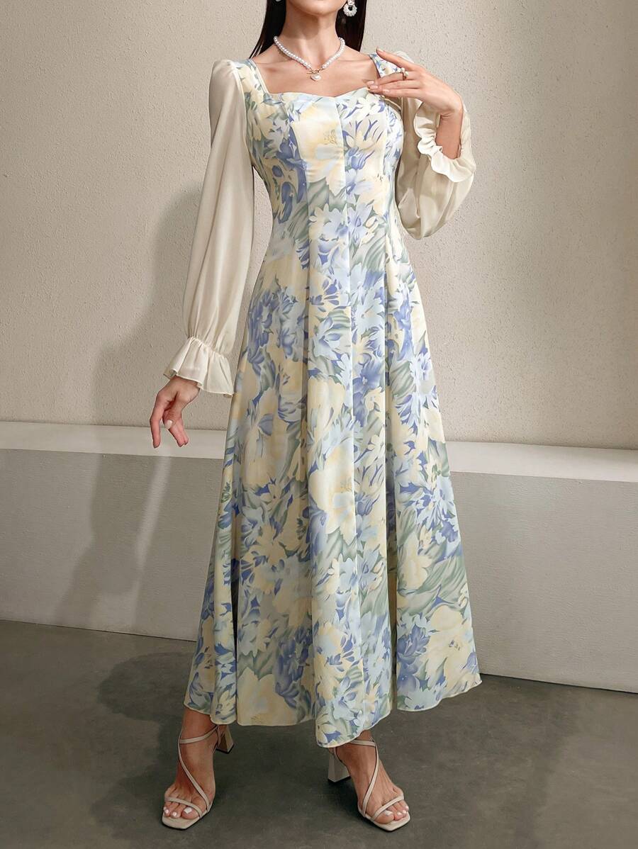 SHEIN Modelyn فستان أزرق فاتح بطبعة زهرية وقصة ناعمة