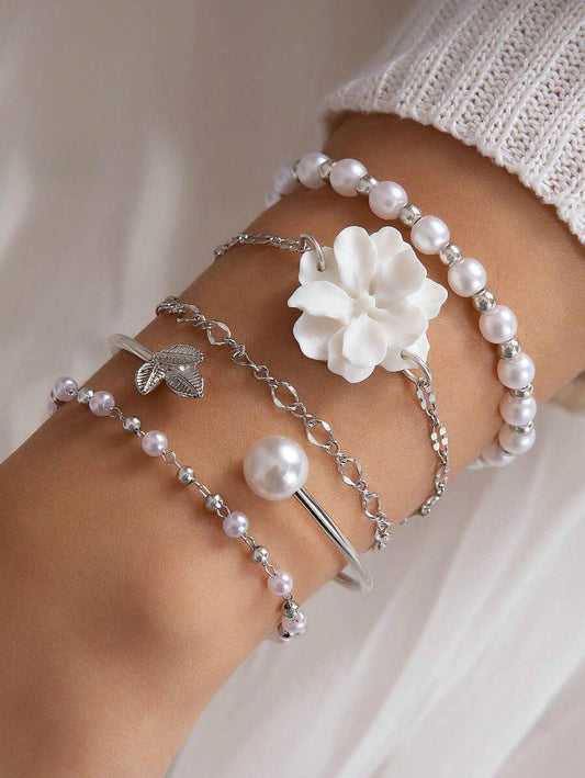 SHEIN imoli مجموعة أساور 5 قطع لؤلؤي وأزهار