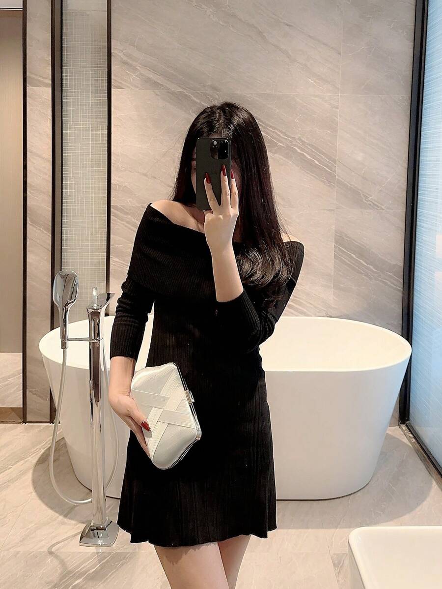 SHEIN حقيبة سهرة أنيقة بتصميم صليب كلاسيكي