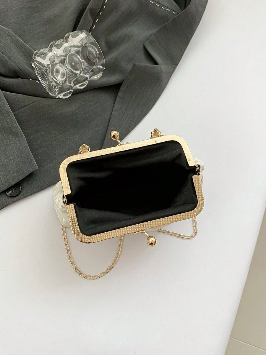 SHEIN حقيبة يد أنيقة بمشبك علوي بلون بيج