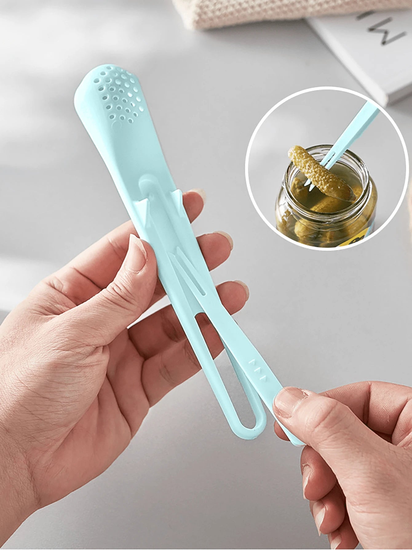 SHEIN ملعقة مصفاة وشوكة مزدوجة للمطبخ