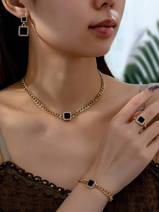 SHEIN طقم مجوهرات كامل مربع مزين بالماس