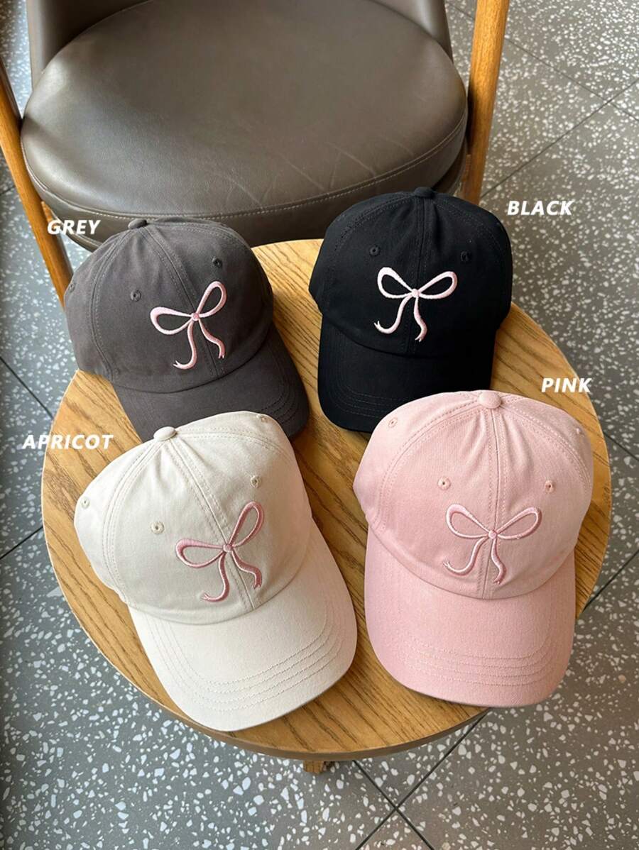 SHEIN قبعة بيسبول قابلة للضبط بطراز كوري مطرزة بفيونكة