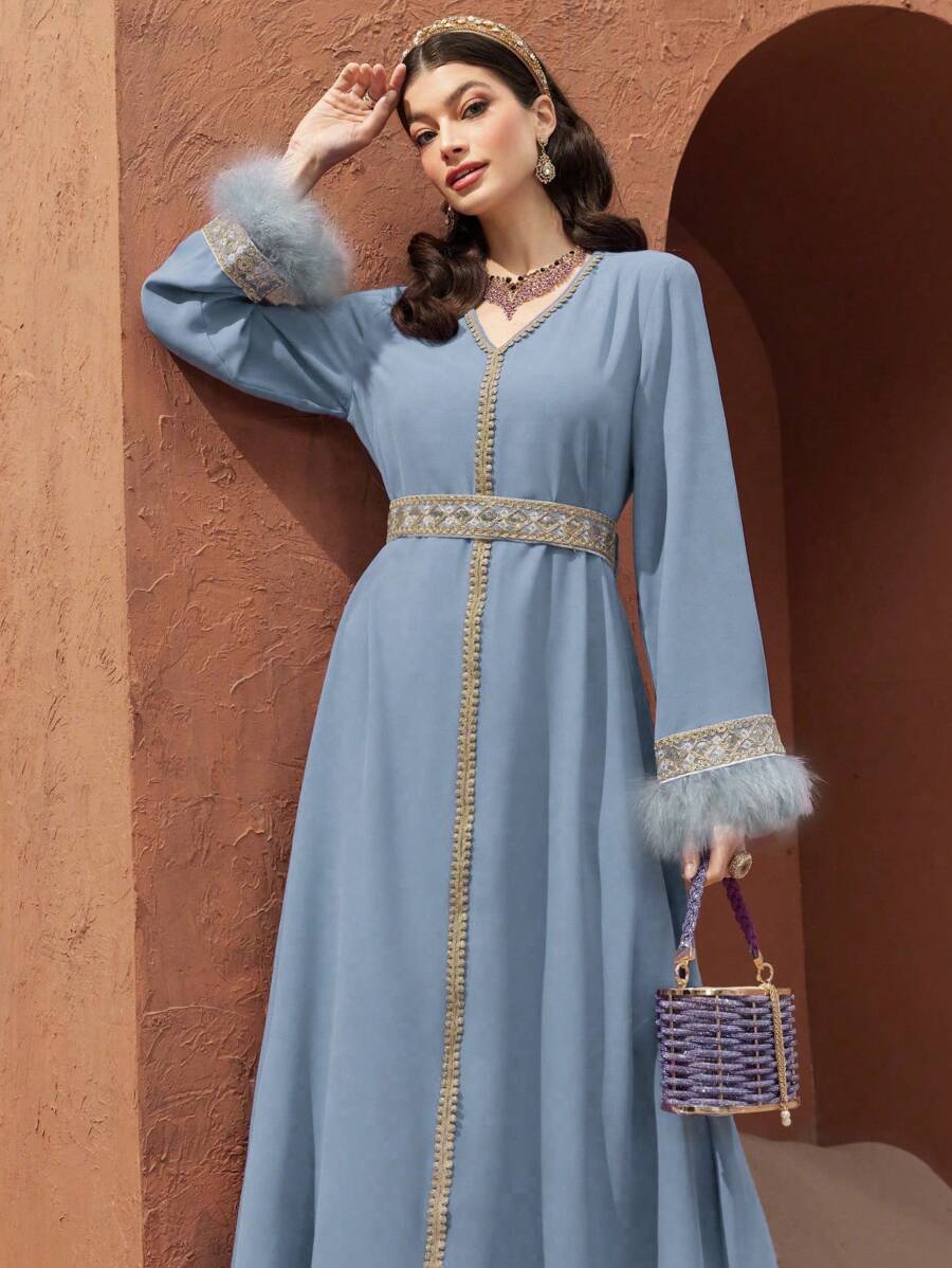 SHEIN Al Najma فستان أزرق طويل بحزام متباين وأكمام منفوشة
