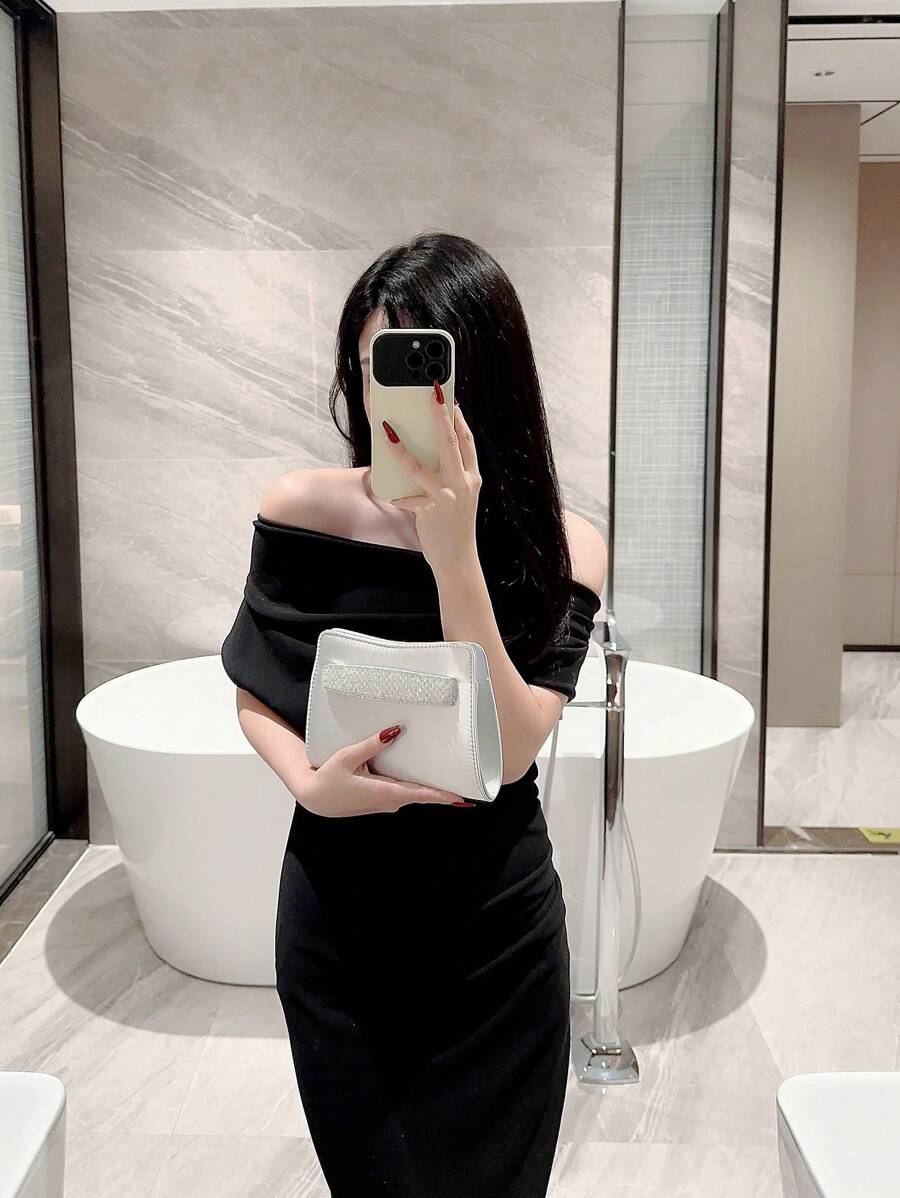 SHEIN حقيبة كلاتش ساتان فضية للسهرة