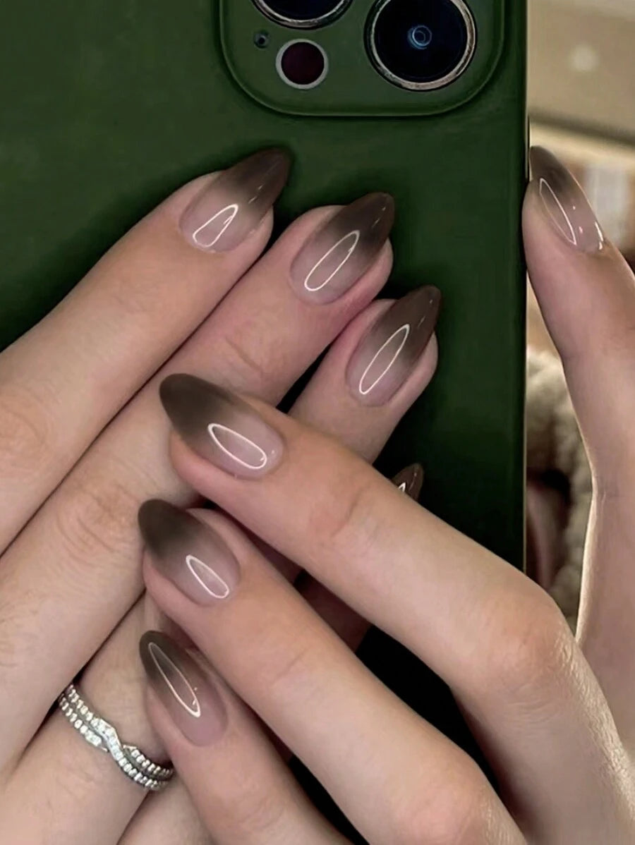 SHEIN أظافر 24 قطعة بشكل لوز بتدرج من الأسود للعاري مع مبرد وطلاء جل