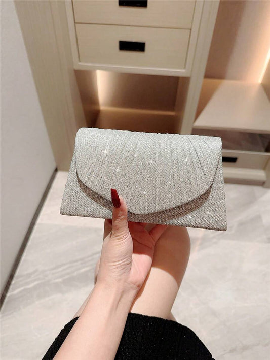 SHEIN حقيبة يد فضية صغيرة براقة قابلة للقلب مزينة بطيات
