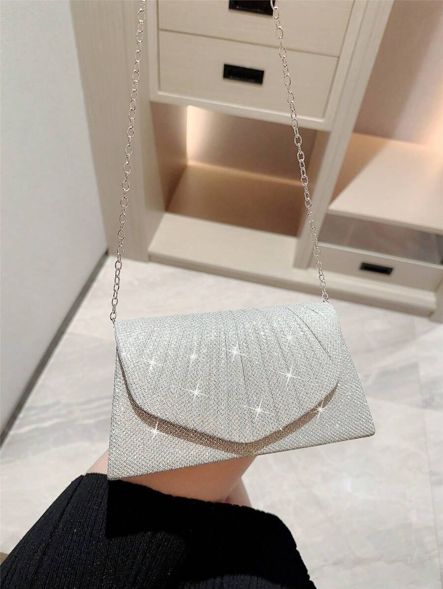 SHEIN حقيبة يد فضية صغيرة براقة قابلة للقلب مزينة بطيات