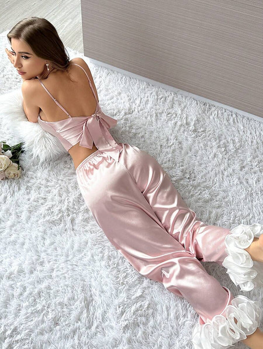 SilkySpell طقم بيجامة كامي وبنطال بطبعة زهرة وحزام حريري مجدول