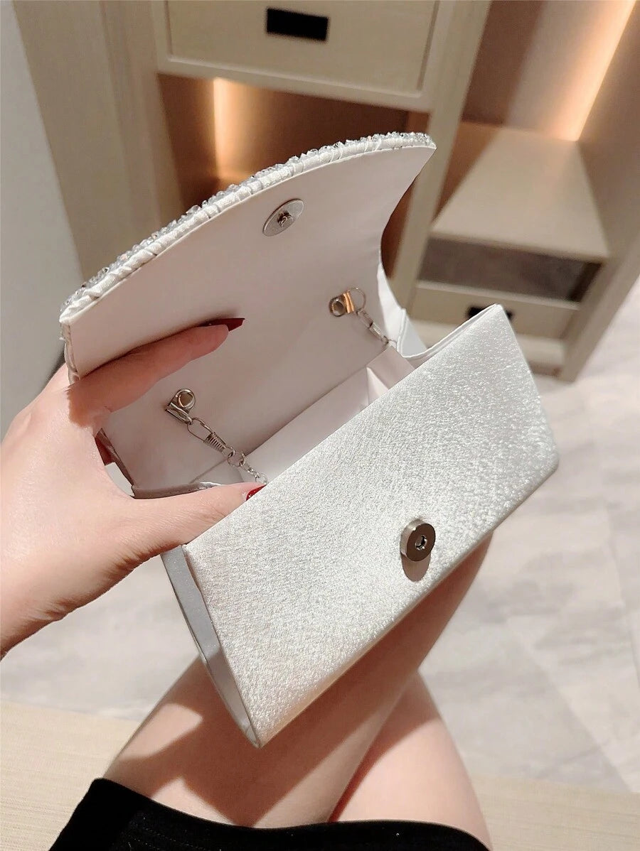 SHEIN حقيبة دلو فضية مزينة بالراين ستون وخرز بسحاب