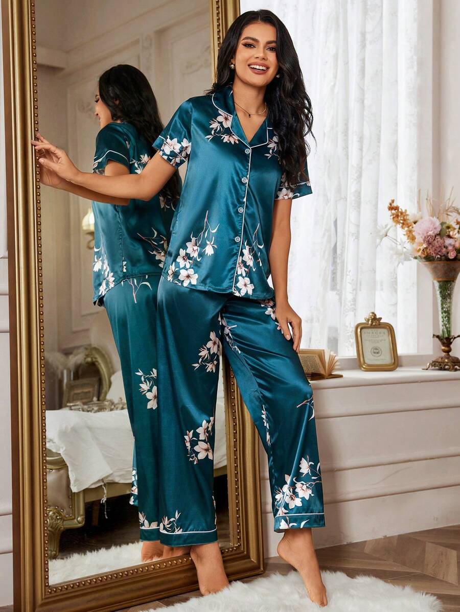 Shein LuxeNights مجموعة بيجاما قصيرة الأكمام بحواف متضاربة وبنطلون طويل مطبوع على الحرير الصناعي للصيف