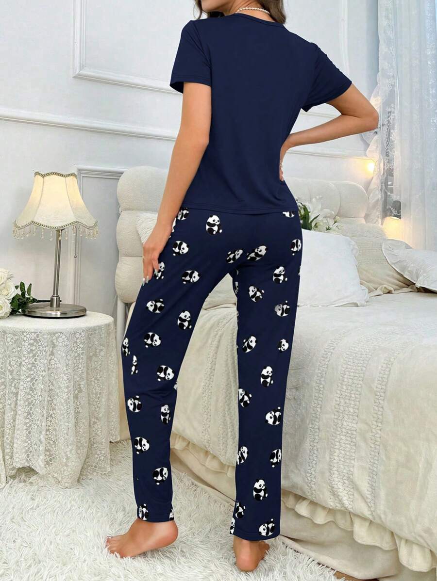 SHEIN طقم بيجامة بأكمام قصيرة وبنطلون طويل بطبعة الباندا