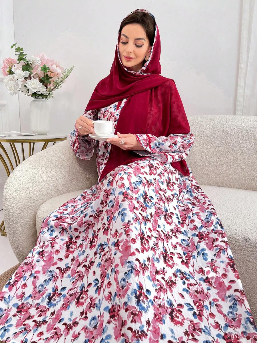 SHEIN Al Najma فستان طويل بياقة دائرية مخطط بالأزهار وشريط مكشكش