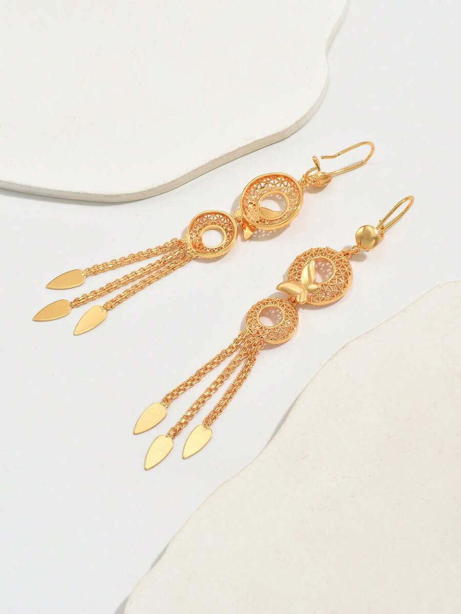 SHEIN زوج أقراط مزدوجة مفرغة مع شرابة