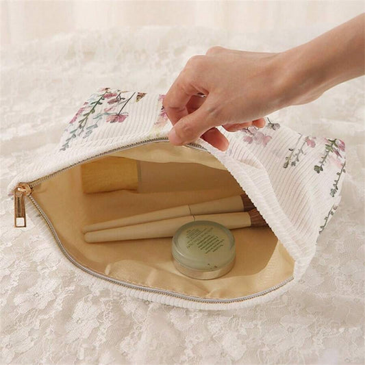 SHEIN محفظة تجميل محمولة من قماش مخمل مطبوع بنقوش فطر مع بطانة داخلية