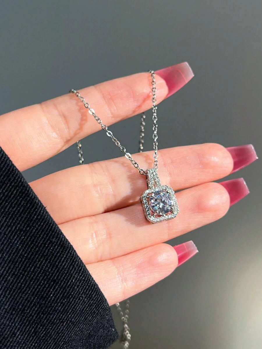 SHEIN مجموعة مجوهرات 4 قطع فضية بأقراط قلادة وخاتم