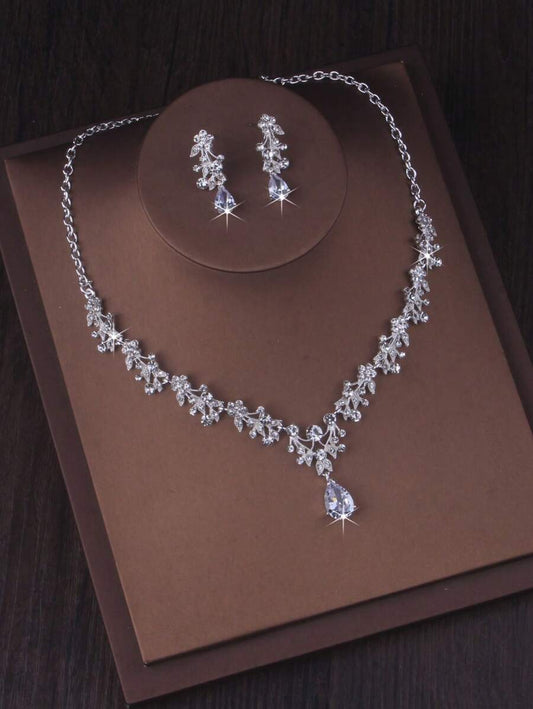 SHEIN طقم مجوهرات عرائس من الزركونيا والكريستال