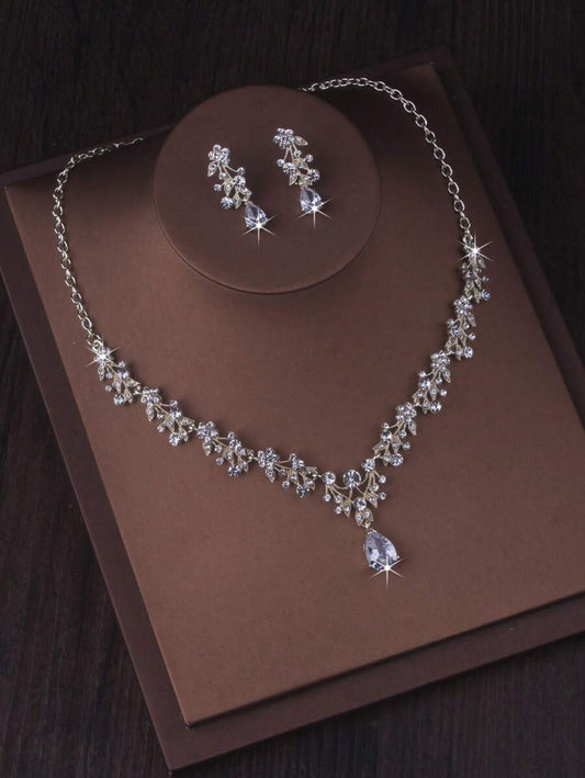 SHEIN طقم مجوهرات عرائس من الزركونيا والكريستال
