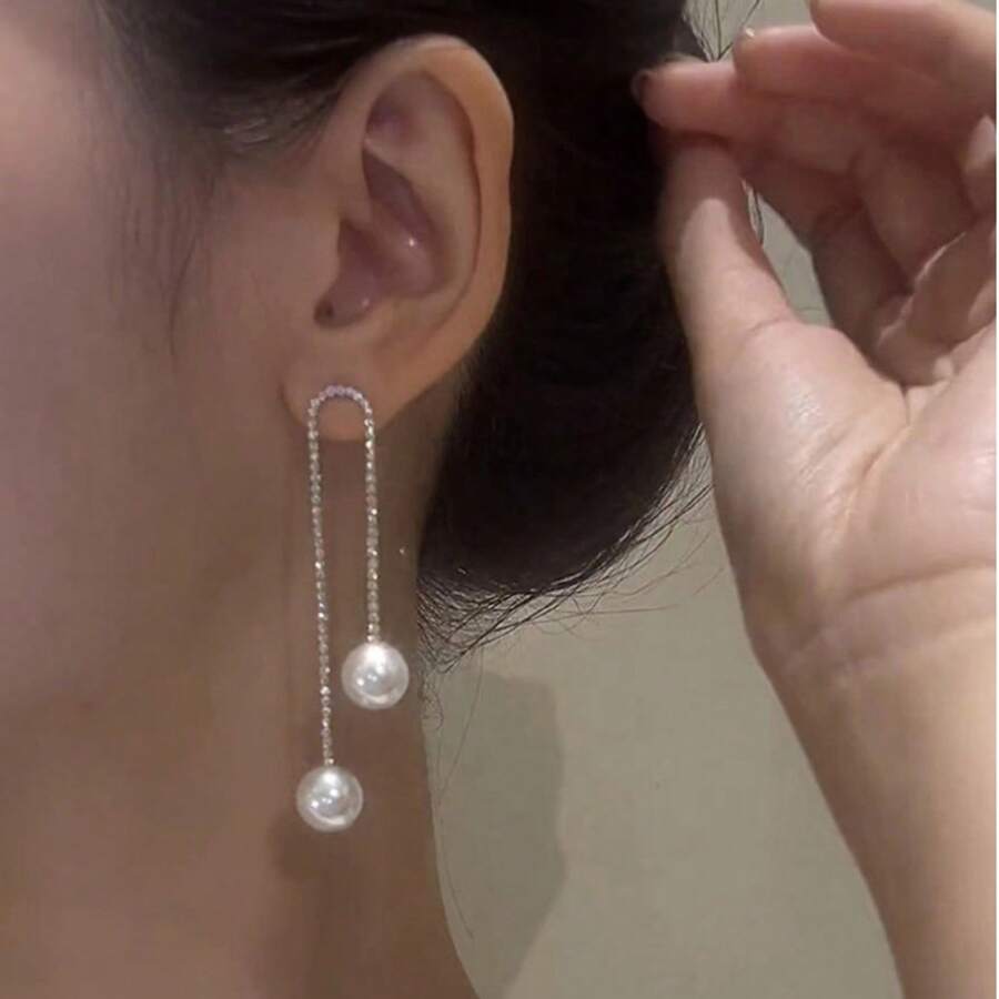 SHEIN زوج أقراط ألماس وخرز متدلية