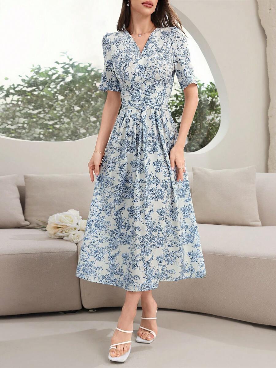 SHEIN Modelyn فستان طويل للمساء بطراز فينتيج مطبوع