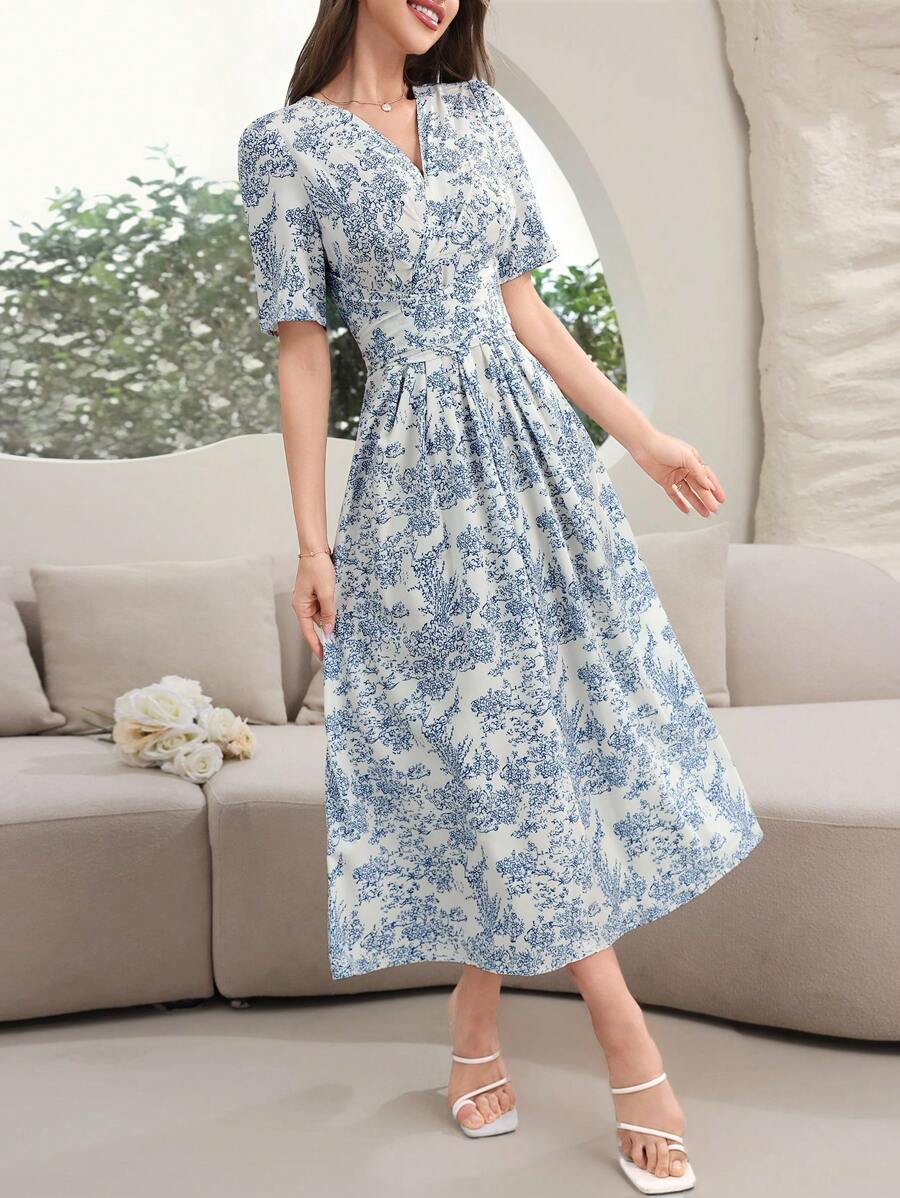 SHEIN Modelyn فستان طويل للمساء بطراز فينتيج مطبوع
