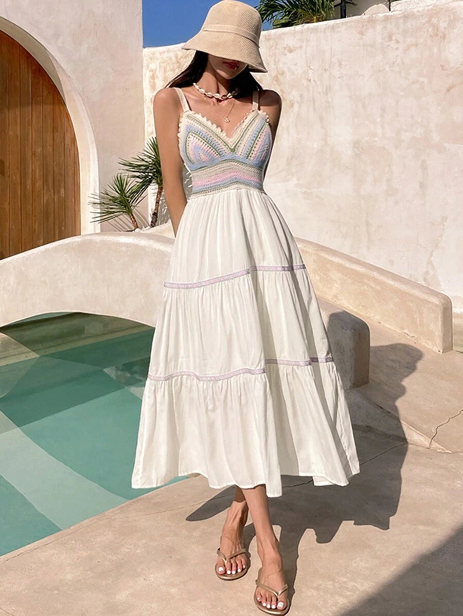 SHEIN فستان بألوان متباينة بتصميم مكشكش بوهيمي أنيق