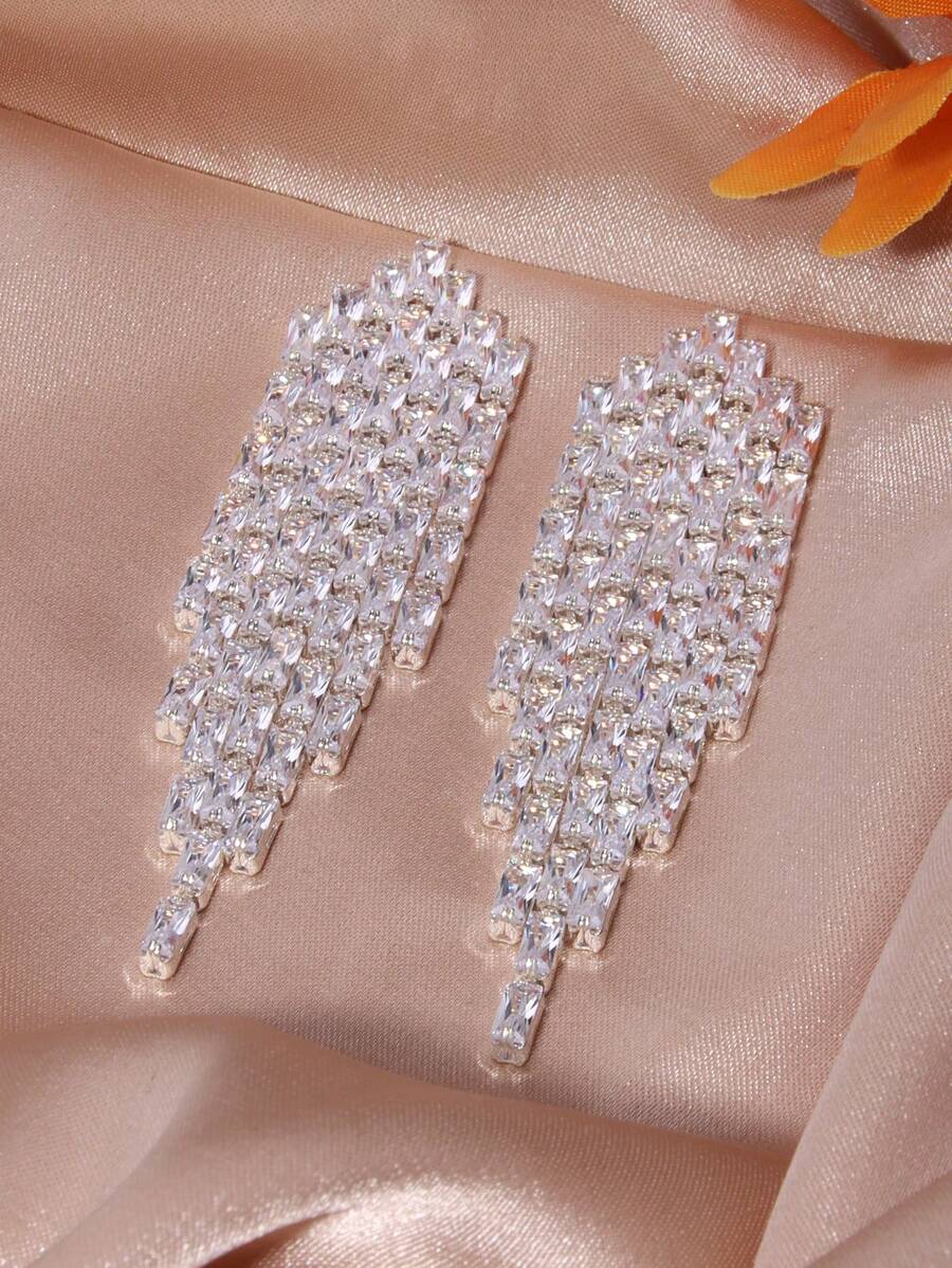 SHEIN زوج أقراط قطرة ماء مرصعة بزركونيا مكعبة