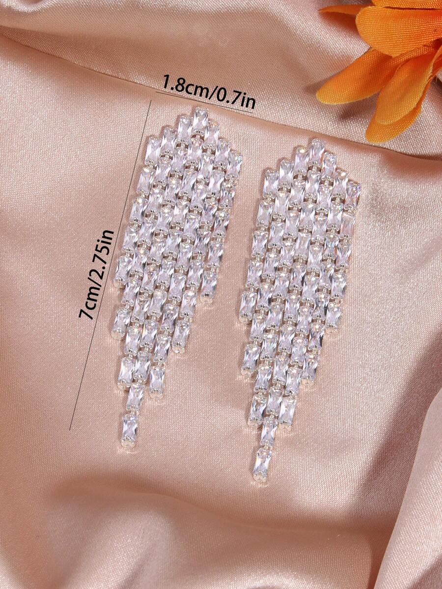 SHEIN زوج أقراط قطرة ماء مرصعة بزركونيا مكعبة
