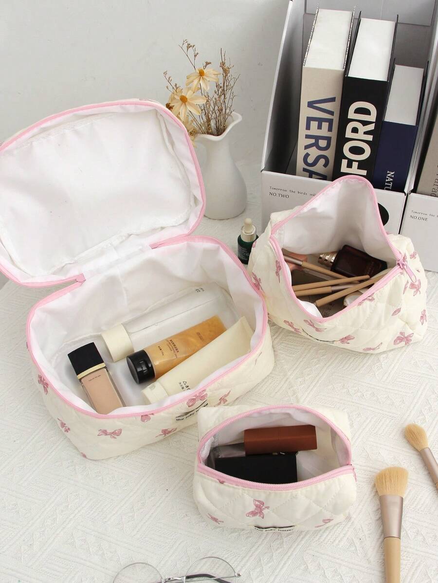 SHEIN حقائب مستحضرات تجميل مبطنة مطبوعة بالزهور